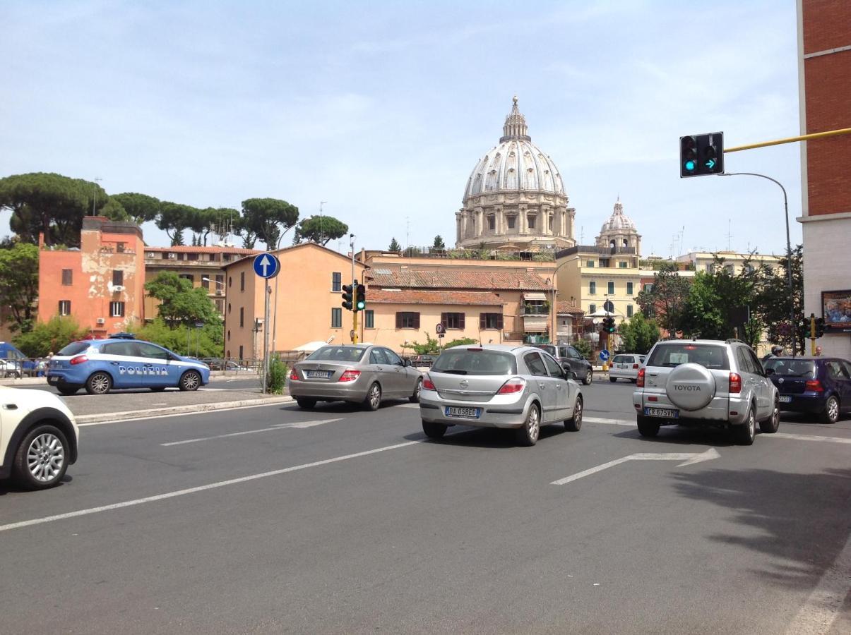 Vatican Luxury Home โรม ภายนอก รูปภาพ